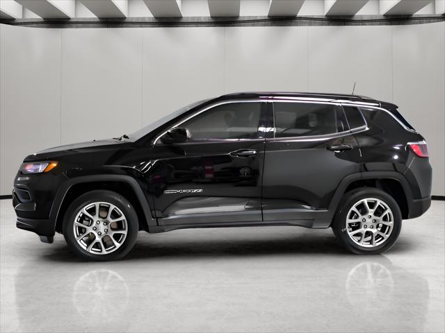 2022 Jeep Compass Latitude Lux 4x4