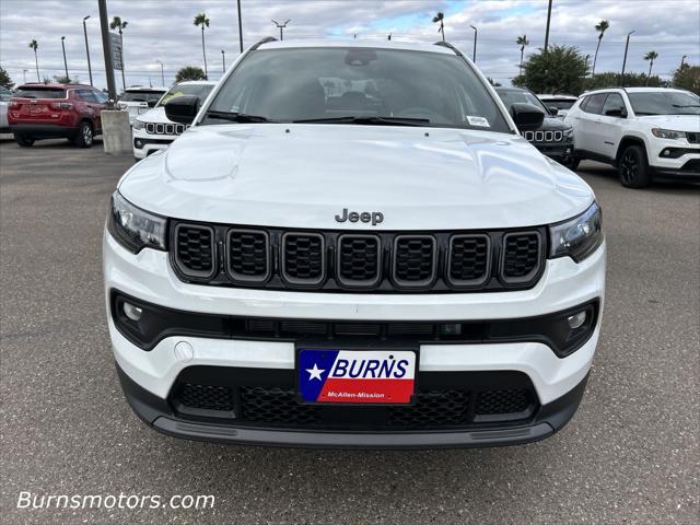 2025 Jeep Compass COMPASS LATITUDE 4X4