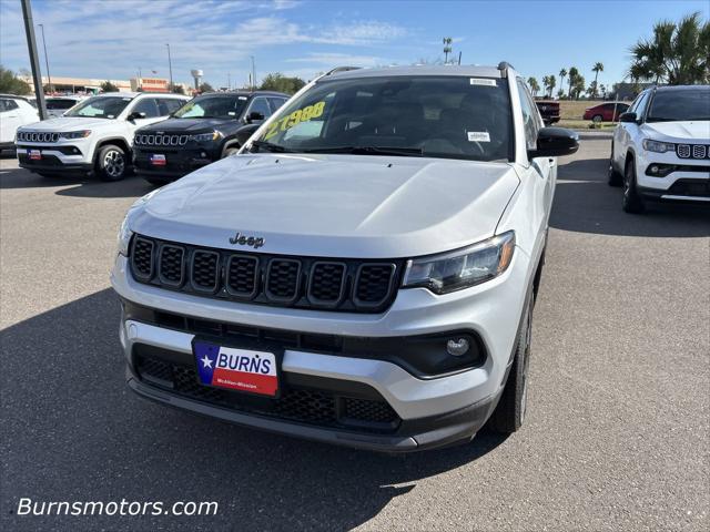 2025 Jeep Compass COMPASS LATITUDE 4X4