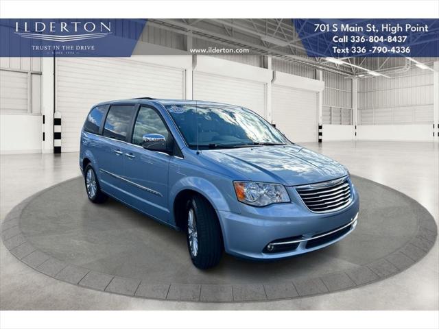 2013 Chrysler Town and Country Touring-L