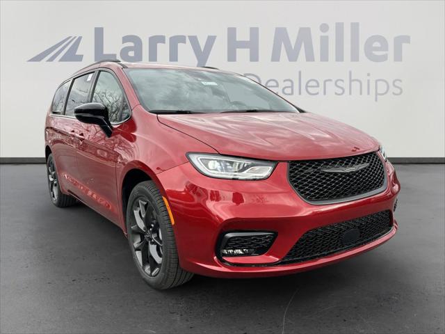 2025 Chrysler Pacifica PACIFICA LIMITED AWD