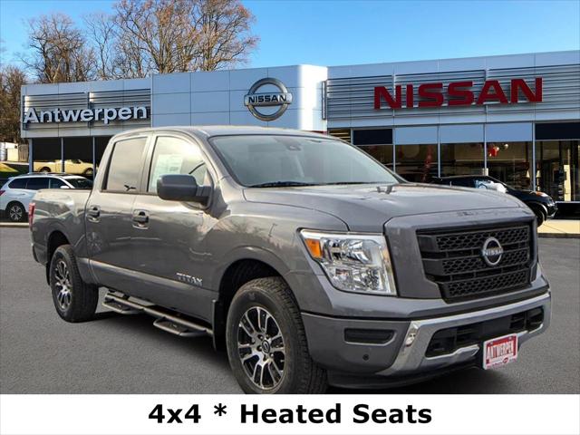 2023 Nissan TITAN Crew Cab SV 4x4