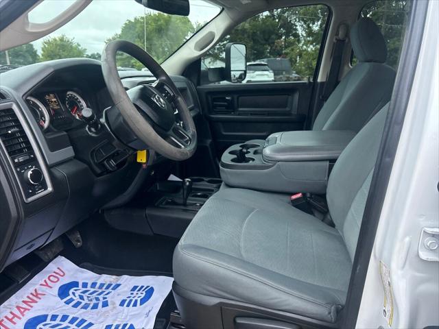 2018 RAM 3500 Tradesman Crew Cab 4x4 8 Box
