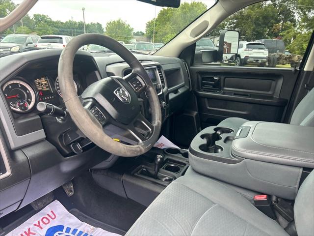 2018 RAM 3500 Tradesman Crew Cab 4x4 8 Box
