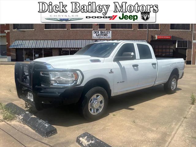 2022 RAM 3500 Tradesman Crew Cab 4x4 8 Box