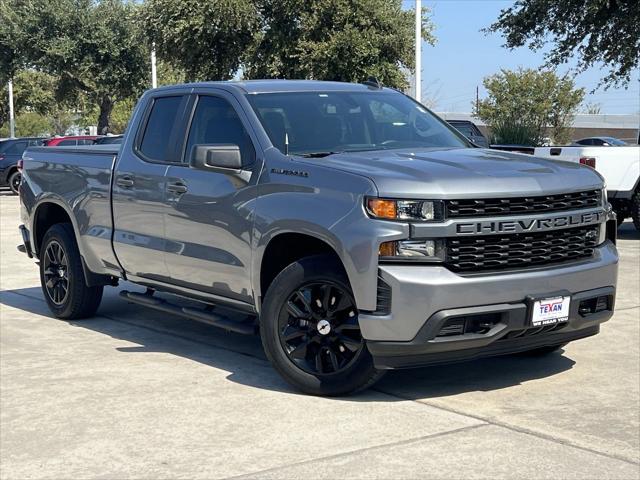 2021 Chevrolet Silverado 1500 2WD Double Cab Standard Bed Custom