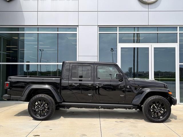 2025 Jeep Gladiator GLADIATOR NIGHTHAWK 4X4