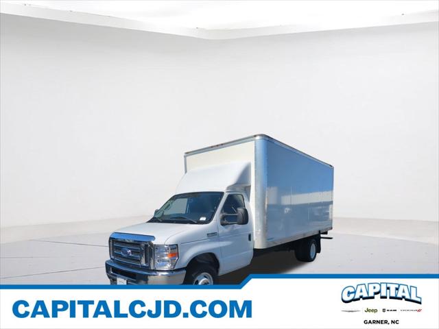 2024 Ford E-450 Cutaway Base