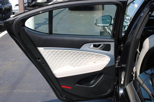2022 Genesis G70 3.3T RWD
