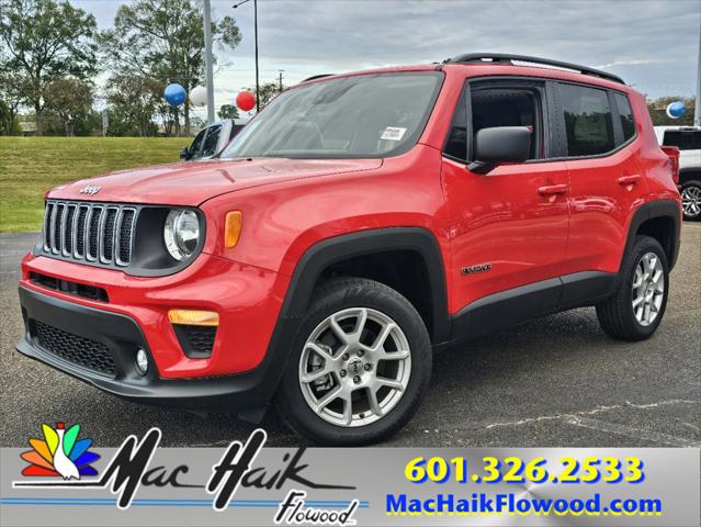 2023 Jeep Renegade RENEGADE LATITUDE 4X4