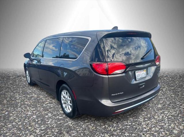 2020 Chrysler Pacifica Touring
