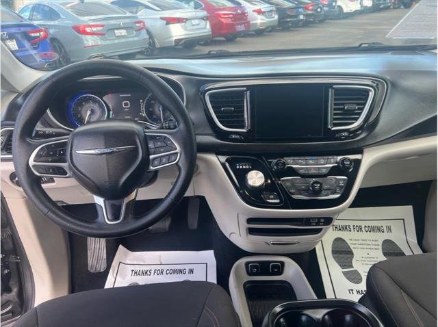 2020 Chrysler Pacifica Touring