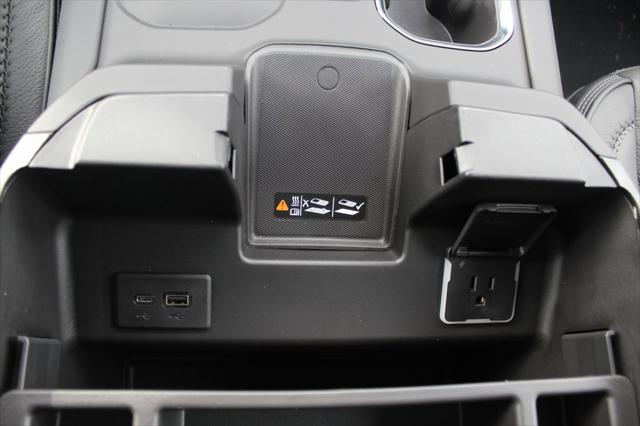 2025 GMC Sierra 1500 4WD Crew Cab Short Box Denali