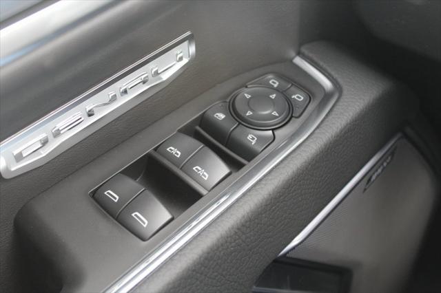 2025 GMC Sierra 1500 4WD Crew Cab Short Box Denali