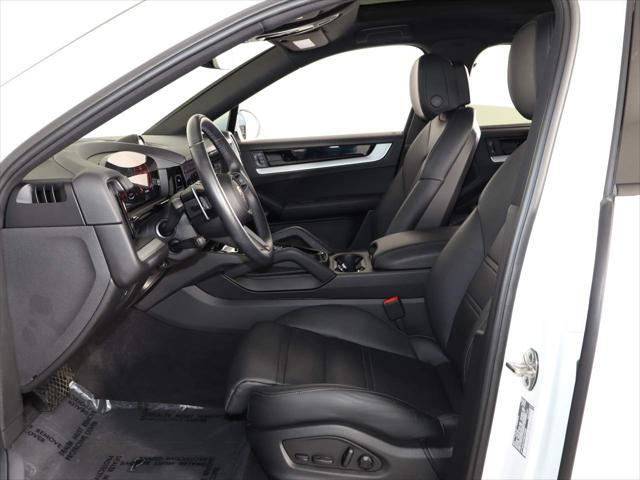 2024 Porsche Cayenne Coupe