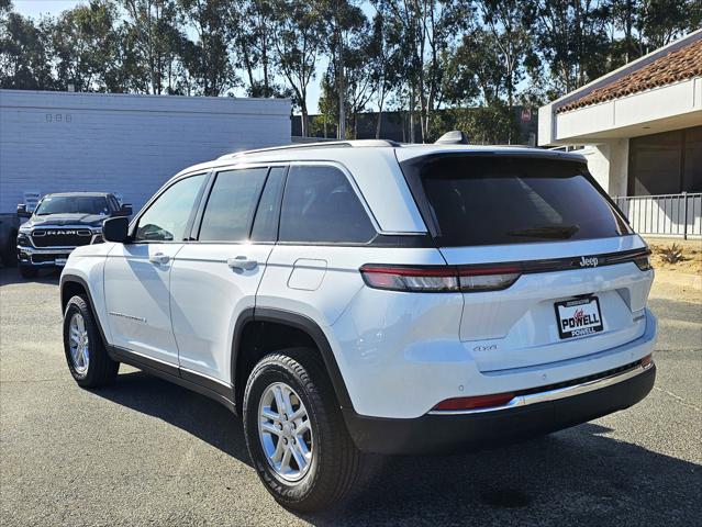 2025 Jeep Grand Cherokee GRAND CHEROKEE LAREDO 4X4