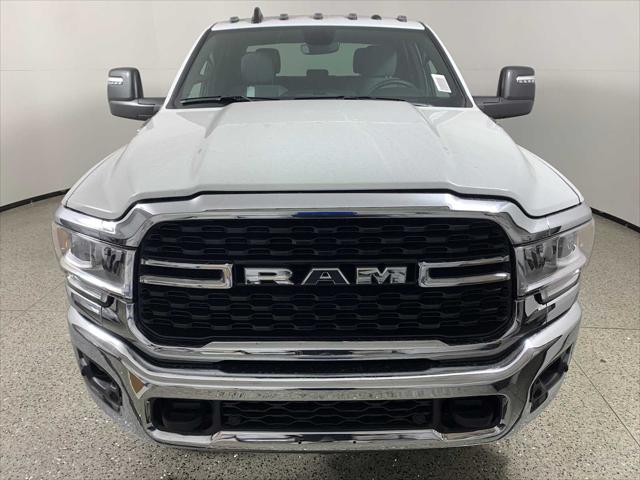 2024 RAM Ram 3500 RAM 3500 BIG HORN CREW CAB 4X4 8 BOX