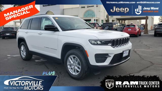 2025 Jeep Grand Cherokee GRAND CHEROKEE LAREDO X 4X4