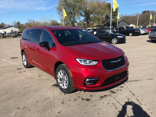 2025 Chrysler Pacifica PACIFICA SELECT AWD