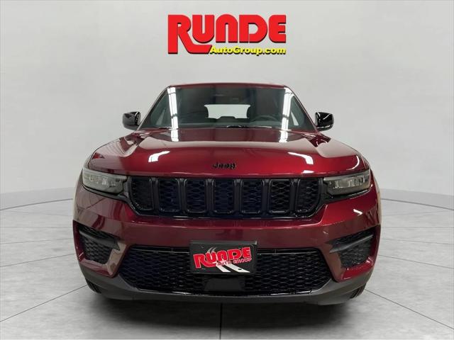 2025 Jeep Grand Cherokee GRAND CHEROKEE ALTITUDE 4X4