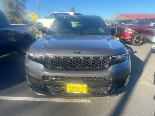 2025 Jeep Grand Cherokee GRAND CHEROKEE L ALTITUDE 4X4