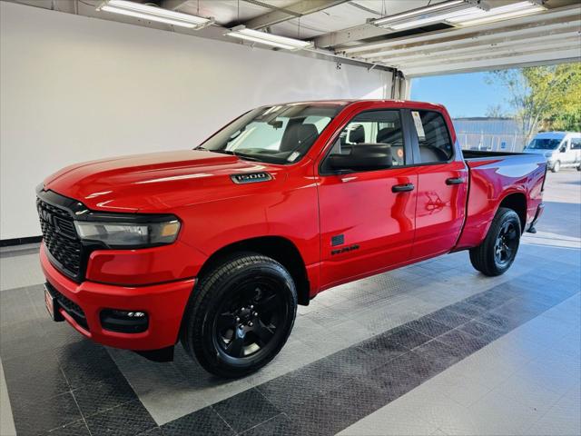 2025 RAM Ram 1500 RAM 1500 TRADESMAN QUAD CAB 4X4 64 BOX