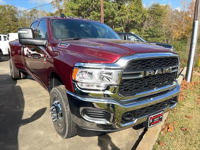 2024 RAM Ram 3500 RAM 3500 TRADESMAN CREW CAB 4X4 8 BOX