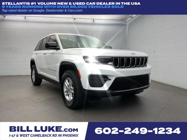 2025 Jeep Grand Cherokee GRAND CHEROKEE LAREDO 4X4