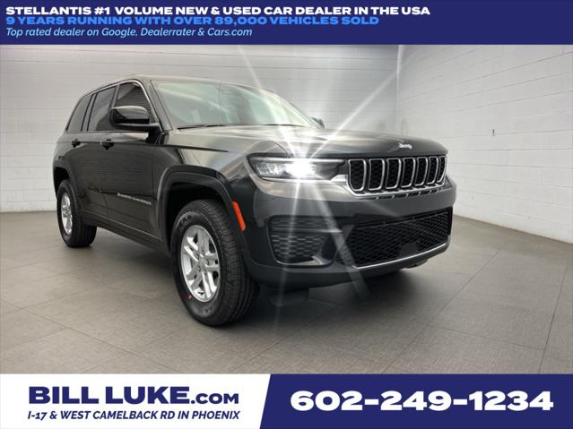 2025 Jeep Grand Cherokee GRAND CHEROKEE LAREDO 4X4