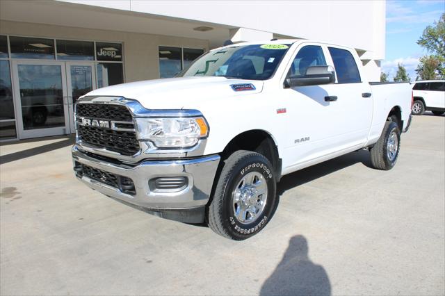 2022 RAM 2500 Tradesman Crew Cab 4x4 64 Box