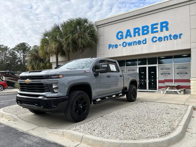 2024 Chevrolet Silverado 2500HD 4WD Crew Cab Standard Bed Custom