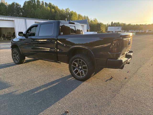 2019 RAM 1500 Laramie Crew Cab 4x4 64 Box