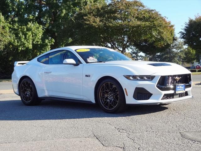 2024 Ford Mustang GT Premium Fastback