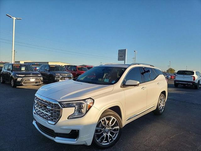 2023 GMC Terrain AWD Denali