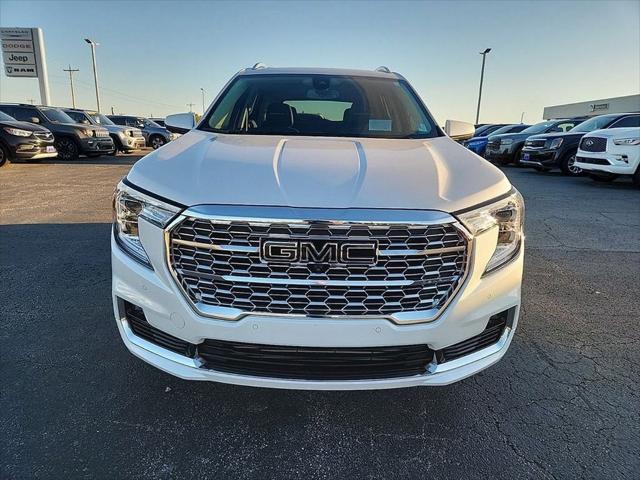 2023 GMC Terrain AWD Denali