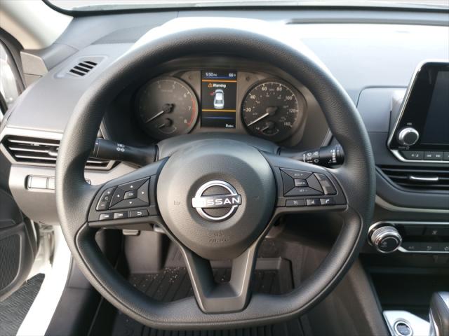 2025 Nissan Altima S FWD