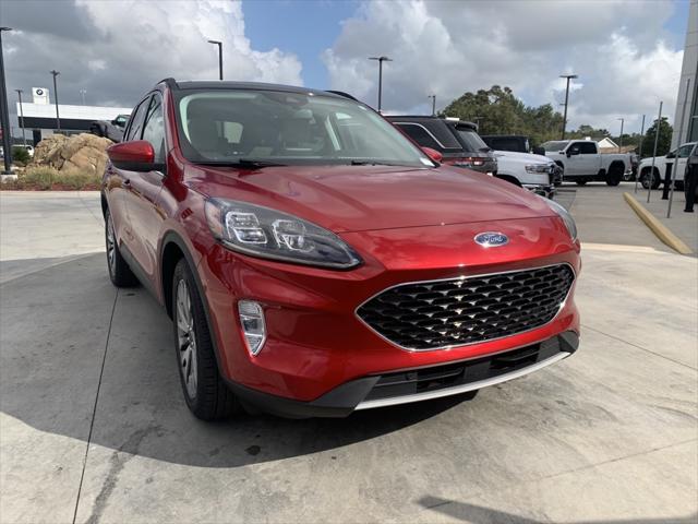 2022 Ford Escape Titanium Hybrid