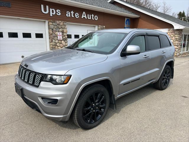 2021 Jeep Grand Cherokee Laredo X 4x4 for sale in Saranac Lake, NY