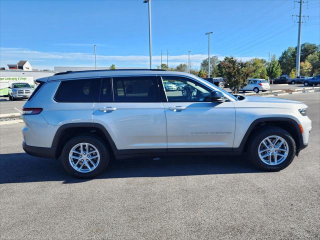 2021 Jeep Grand Cherokee L Laredo 4x4