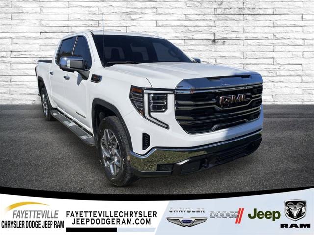 2022 GMC Sierra 1500 4WD Crew Cab Short Box SLT