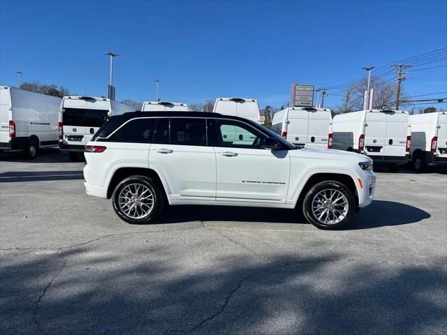 2025 Jeep Grand Cherokee GRAND CHEROKEE SUMMIT 4X4