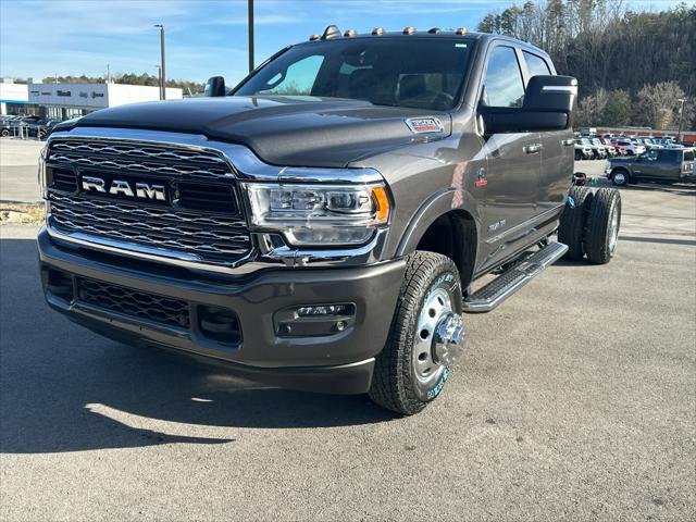 2024 RAM Ram 3500 Chassis Cab RAM 3500 LIMITED CREW CAB CHASSIS 4X4 60 CA