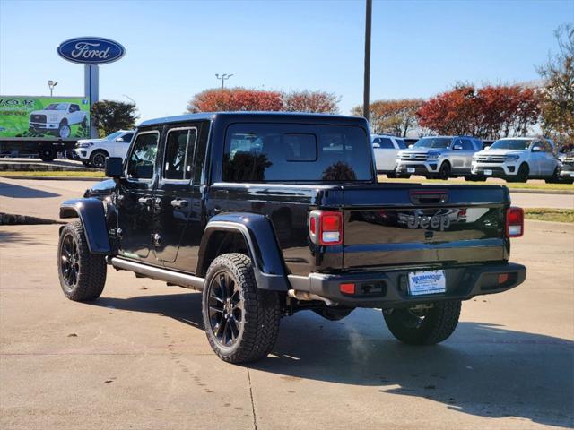 2025 Jeep Gladiator GLADIATOR NIGHTHAWK 4X4