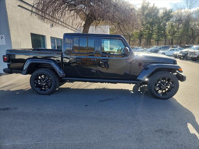 2025 Jeep Gladiator GLADIATOR NIGHTHAWK 4X4