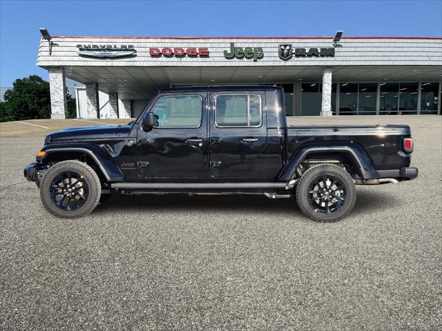 2025 Jeep Gladiator GLADIATOR NIGHTHAWK 4X4