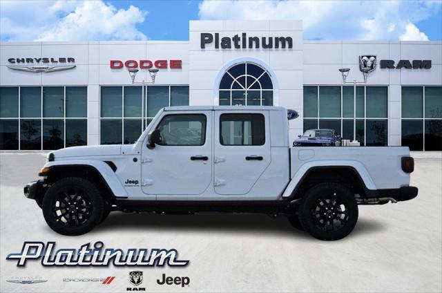 2025 Jeep Gladiator GLADIATOR NIGHTHAWK 4X4