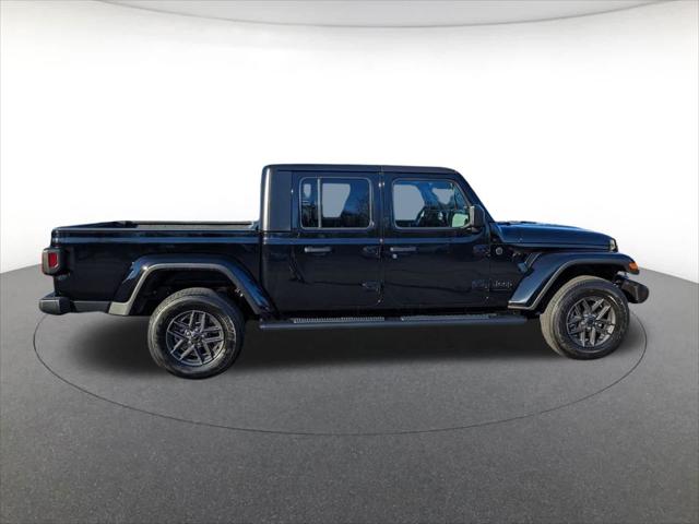 2025 Jeep Gladiator GLADIATOR SPORT S 4X4