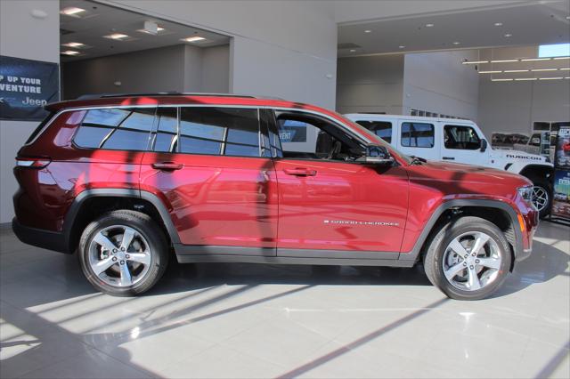 2025 Jeep Grand Cherokee GRAND CHEROKEE L LIMITED 4X4