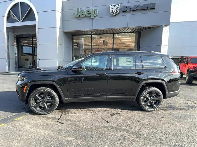 2025 Jeep Grand Cherokee GRAND CHEROKEE L ALTITUDE 4X4