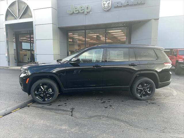 2025 Jeep Grand Cherokee GRAND CHEROKEE L ALTITUDE 4X4